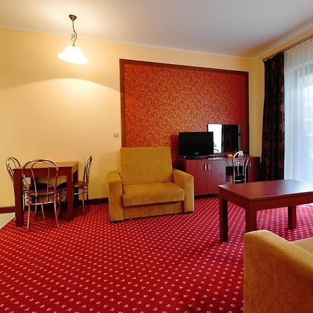 Apartamenty Continental Крыница-Морска Экстерьер фото